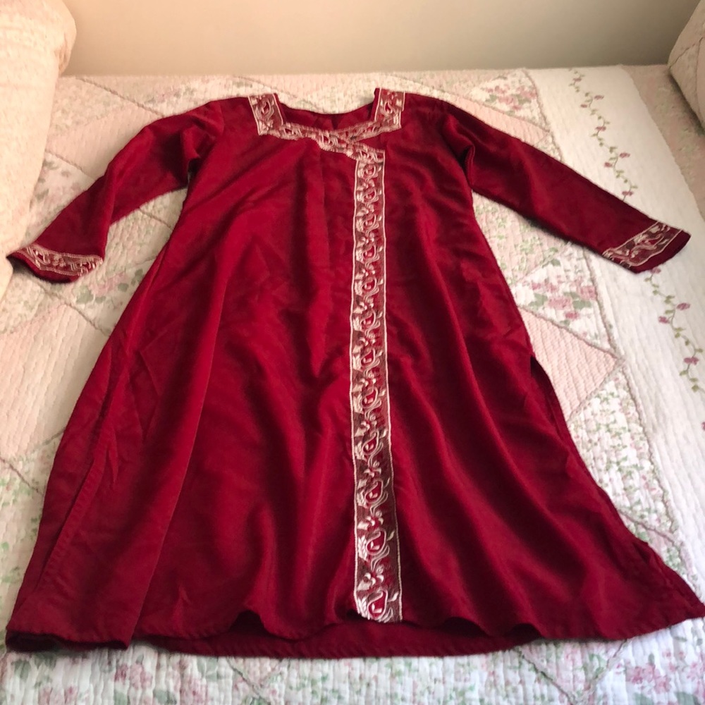 Embroidered long sleeve dress